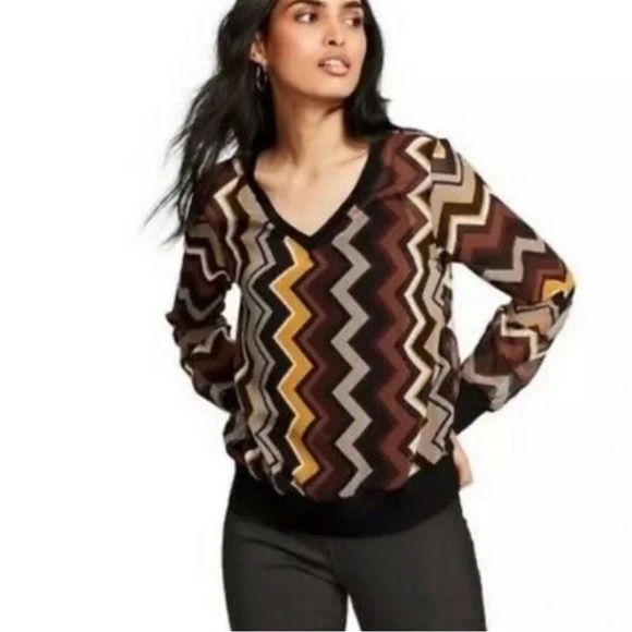 EUC Missoni for Target Sheer V neck Blouse in Zig Zag pattern Size small - Picture 2 of 8